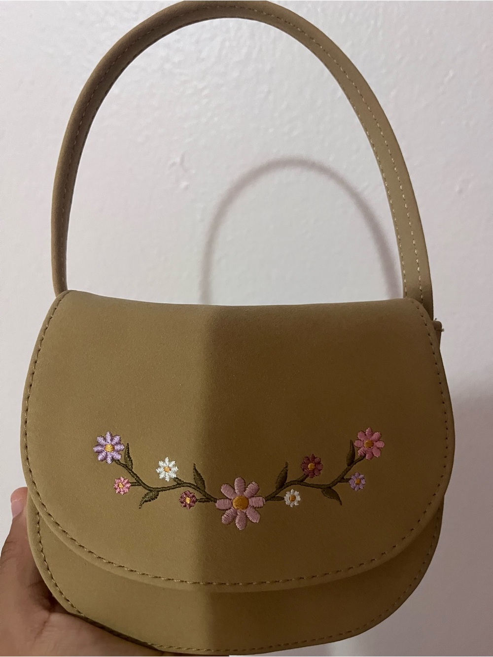 Classic Tan Floral Embroidered Women/ girls Bag - Picture 3 of 3